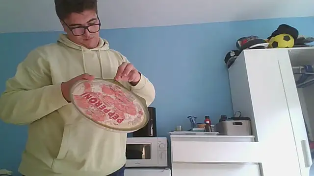 sorolla12 online show from 03/12/26, 01:50