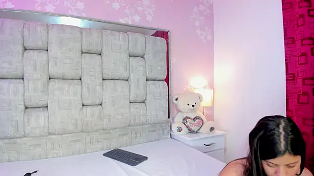 KarinaSimonz online show from 03/11/26, 02:39