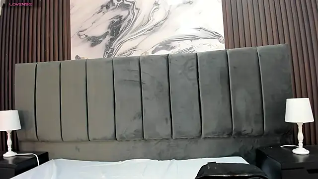 KarinaSimonz online show from 04/18/26, 07:58