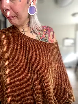 GoldieBakeman online show from 12/15/25, 05:17