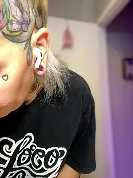 GoldieBakeman online show from 01/15/26, 05:05