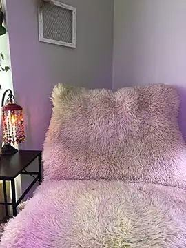 GoldieBakeman online show from 02/05/26, 05:06