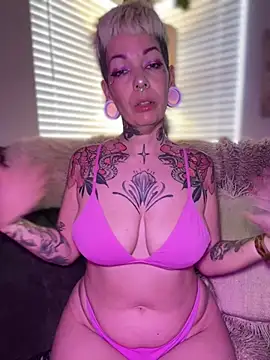 GoldieBakeman online show from 02/11/26, 05:51