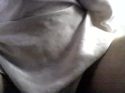 straichathot 08 online show from 10/25/25, 06:57