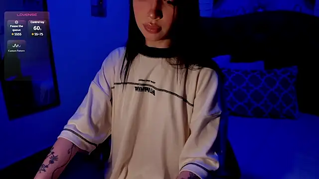  Chartlotte online show from 12/24/24, 07:44