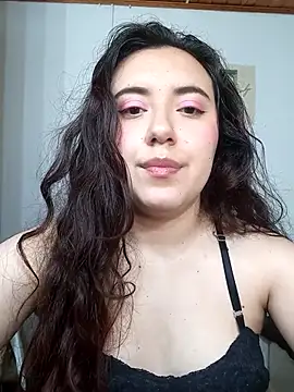 Emi chik online show from 10/02/25, 10:55