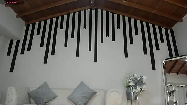 KatieNolan 1 online show from 03/06/25, 06:59