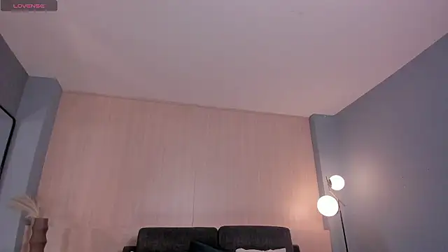 KatieNolan 1 online show from 02/25/26, 07:34