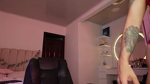 tammylee  online show from 12/20/25, 04:08