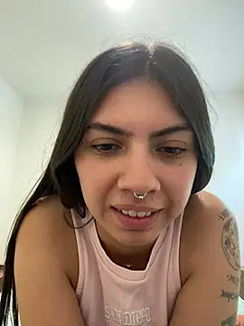 Snapshot of Argentiiniita chatting on 01/08/25, 09:44 Argentiiniita online show from 01/08/25, 09:44