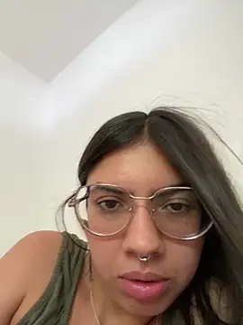 Snapshot of Argentiiniita chatting on 01/19/25, 08:41 Argentiiniita online show from 01/19/25, 08:41