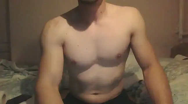 Snapshot of LoveEveryWet chatting on 12/04/24, 10:19 LoveEveryWet online show from 12/04/24, 10:19