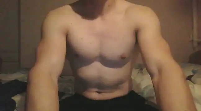 Snapshot of LoveEveryWet chatting on 01/06/25, 10:05 LoveEveryWet online show from 01/06/25, 10:05