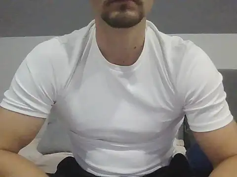 Snapshot of LoveEveryWet chatting on 10/22/25, 10:15 LoveEveryWet online show from 10/22/25, 10:15