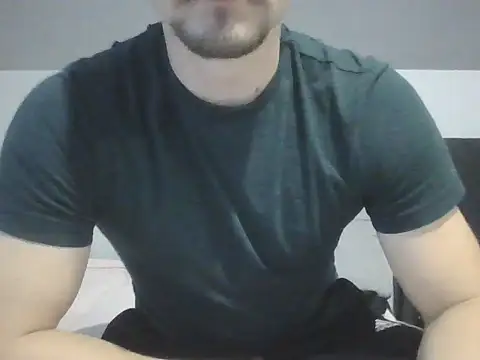 Snapshot of LoveEveryWet chatting on 11/07/25, 11:21 LoveEveryWet online show from 11/07/25, 11:21