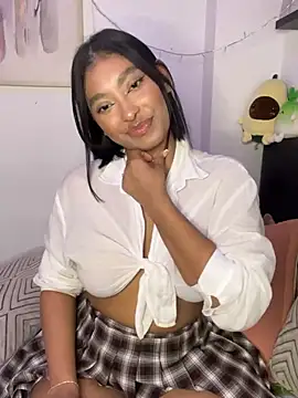 Isabella fasilier online show from 02/24/25, 12:52