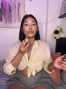 Isabella fasilier online show from 03/03/25, 10:42