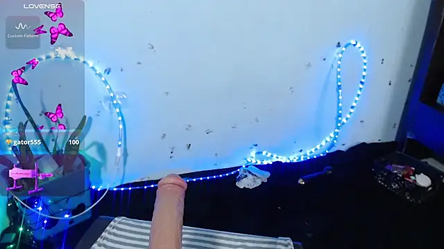 April sexycurvi online show from 03/18/25, 07:19