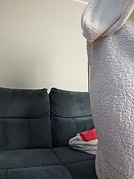 Snapshot of MariaRichi_ chatting on 02/20/25, 07:23 MariaRichi  online show from 02/20/25, 07:23