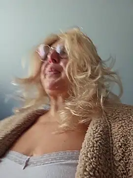 MariaRichi  online show from 01/11/26, 08:08