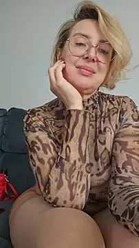 MariaRichi  online show from 03/31/26, 07:53