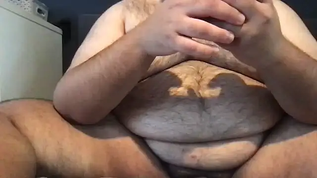 Snapshot of fattboyuk chatting on 01/06/25, 01:19 fattboyuk online show from 01/06/25, 01:19