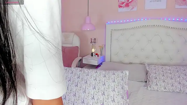 Ashley Evans18 online show from 01/08/25, 11:43