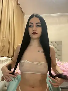 Snapshot of Gya_Rue chatting on 02/14/25, 04:09 Gya Rue online show from 02/14/25, 04:09