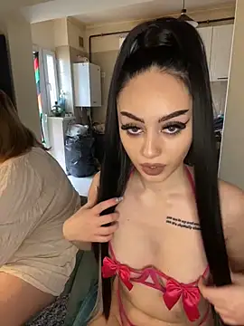 Snapshot of Gya_Rue chatting on 02/27/25, 10:37 Gya Rue online show from 02/27/25, 10:37