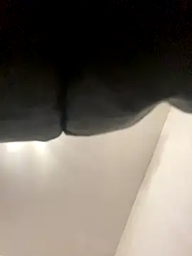 Snapshot of Gya_Rue chatting on 11/17/25, 08:25 Gya Rue online show from 11/17/25, 08:25