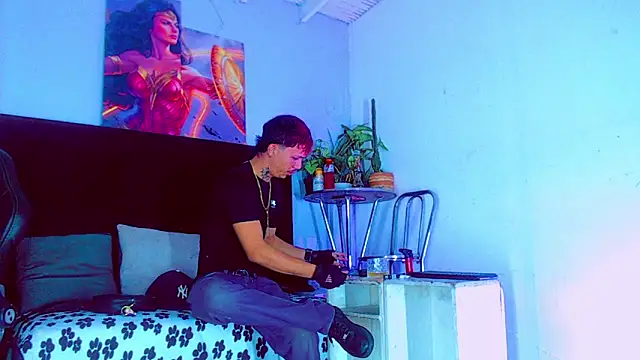 HannibalLester online show from 11/06/25, 03:51