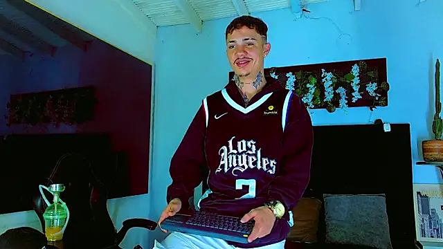 HannibalLester online show from 03/08/26, 05:22