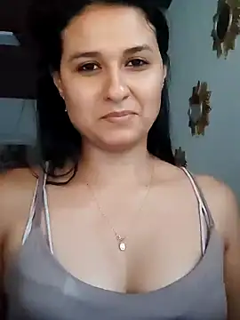 elena jonees online show from 02/07/25, 09:58