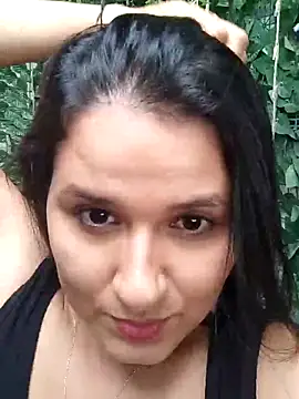 elena jonees online show from 10/08/25, 08:17