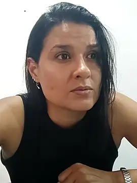 elena jonees online show from 10/09/25, 08:18