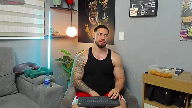 Giorgio-Leone online show from 04/18/26, 02:26