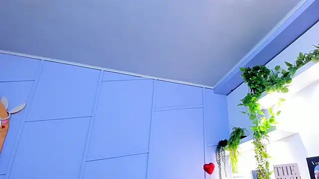 nathalie rossel online show from 11/12/25, 07:13