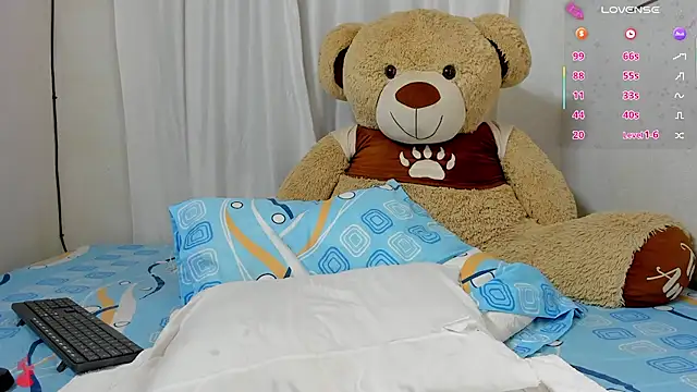 sweet amalia4 online show from 09/25/25, 12:47