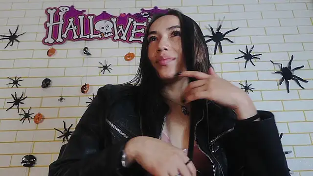 Snapshot of NYX1126 chatting on 10/27/25, 01:15 NYX1126 online show from 10/27/25, 01:15