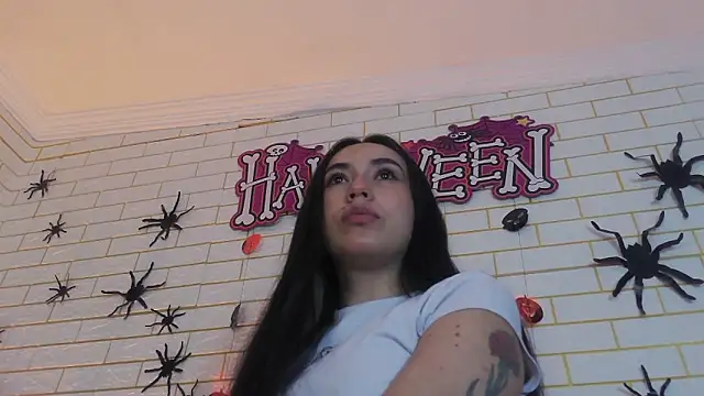 Snapshot of NYX1126 chatting on 10/28/25, 01:03 NYX1126 online show from 10/28/25, 01:03