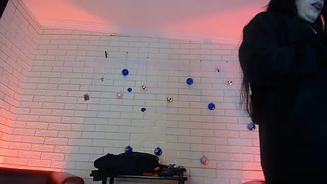 Snapshot of NYX1126 chatting on 12/16/25, 11:15 NYX1126 online show from 12/16/25, 11:15