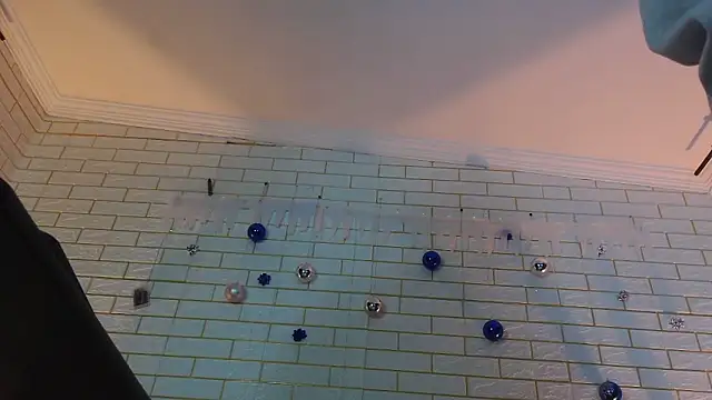 Snapshot of NYX1126 chatting on 12/17/25, 11:16 NYX1126 online show from 12/17/25, 11:16