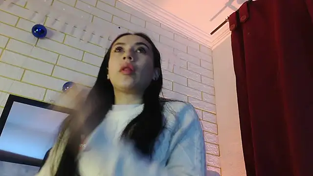 Snapshot of NYX1126 chatting on 12/22/25, 11:18 NYX1126 online show from 12/22/25, 11:18