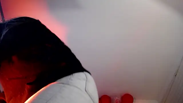 Snapshot of NYX1126 chatting on 02/09/26, 11:36 NYX1126 online show from 02/09/26, 11:36