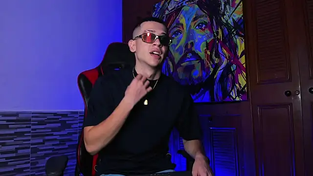 Snapshot of Dimitri_higth420 chatting on 02/19/25, 12:25 Dimitri higth420 online show from 02/19/25, 12:25