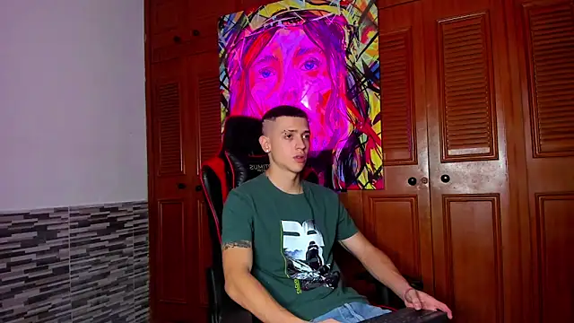 Snapshot of Dimitri_higth420 chatting on 03/07/25, 02:36 Dimitri higth420 online show from 03/07/25, 02:36