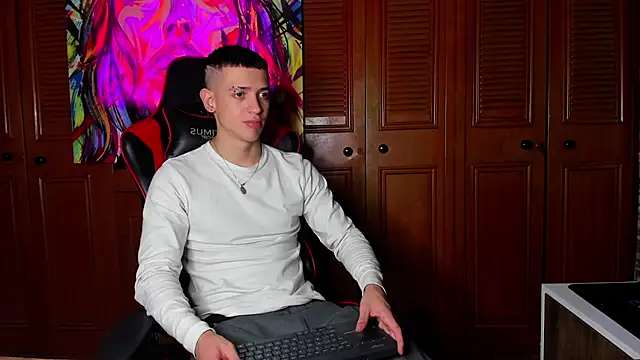 Snapshot of Dimitri_higth420 chatting on 03/07/25, 10:43 Dimitri higth420 online show from 03/07/25, 10:43