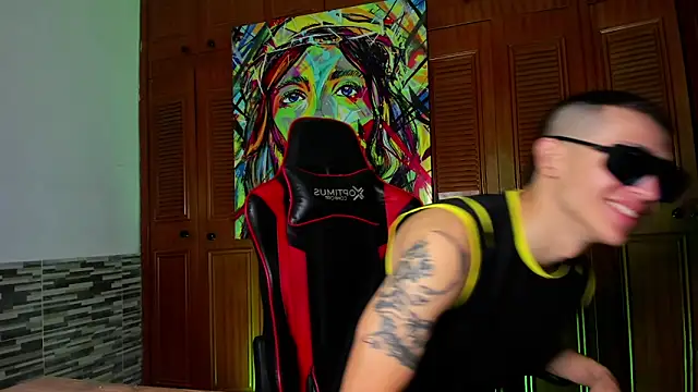 Snapshot of Dimitri_higth420 chatting on 03/20/25, 02:19 Dimitri higth420 online show from 03/20/25, 02:19