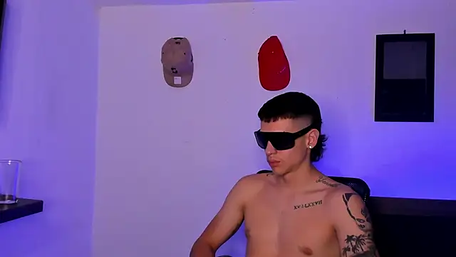 Snapshot of Dimitri_higth420 chatting on 09/14/25, 11:59 Dimitri higth420 online show from 09/14/25, 11:59