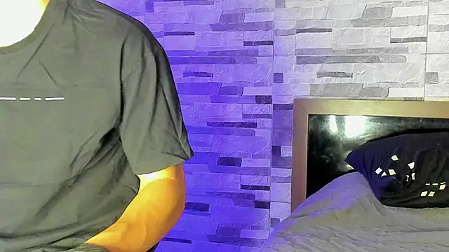 Snapshot of Dimitri_higth420 chatting on 09/27/25, 04:23 Dimitri higth420 online show from 09/27/25, 04:23